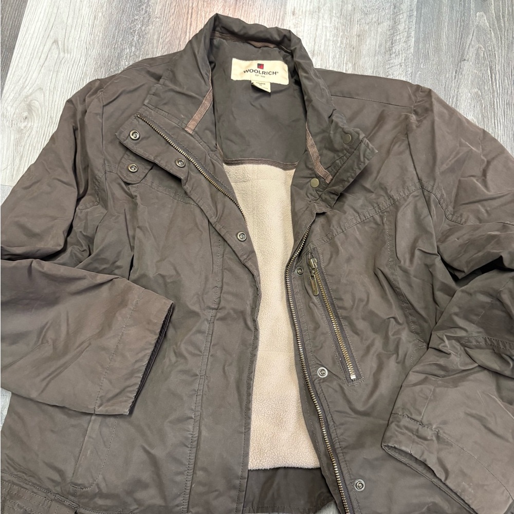 Woolrich Women’s Dark Brown Lightweight Jacket